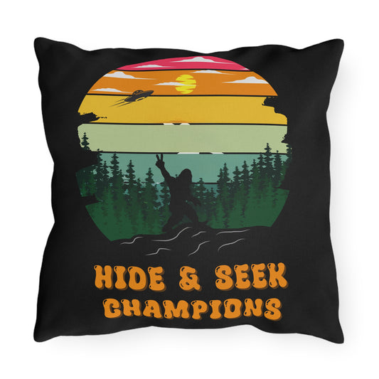 Funny Sasquatch UFO Pillow Hide & Seek Champion Pillow Retro Bigfoot Alien Outdoor Pillow for Cryptid Hunters Gift for Conspiracy Theory Gifts