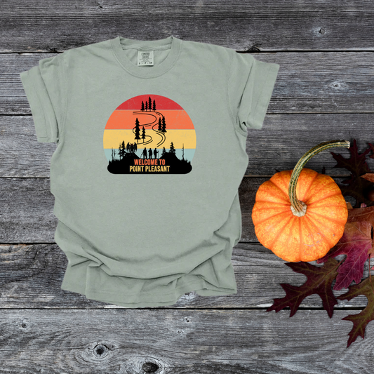 Welcome to Point Pleasant Retro Mothman T-Shirt Vintage Cryptid Mothman Paranormal Lovers Tee