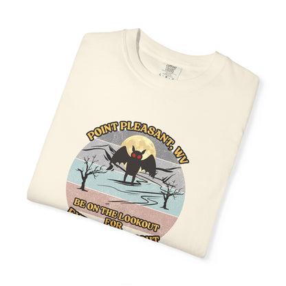 Mothman Vintage T-shirt Cryptid Retro Tee Paranormal Lover Cute Comfort Colors Shirt