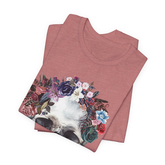Gothic Floral Skull T-Shirt Vintage Boho Skull Watercolor Goth Graphic Tee Floral Skull Tee with Fly