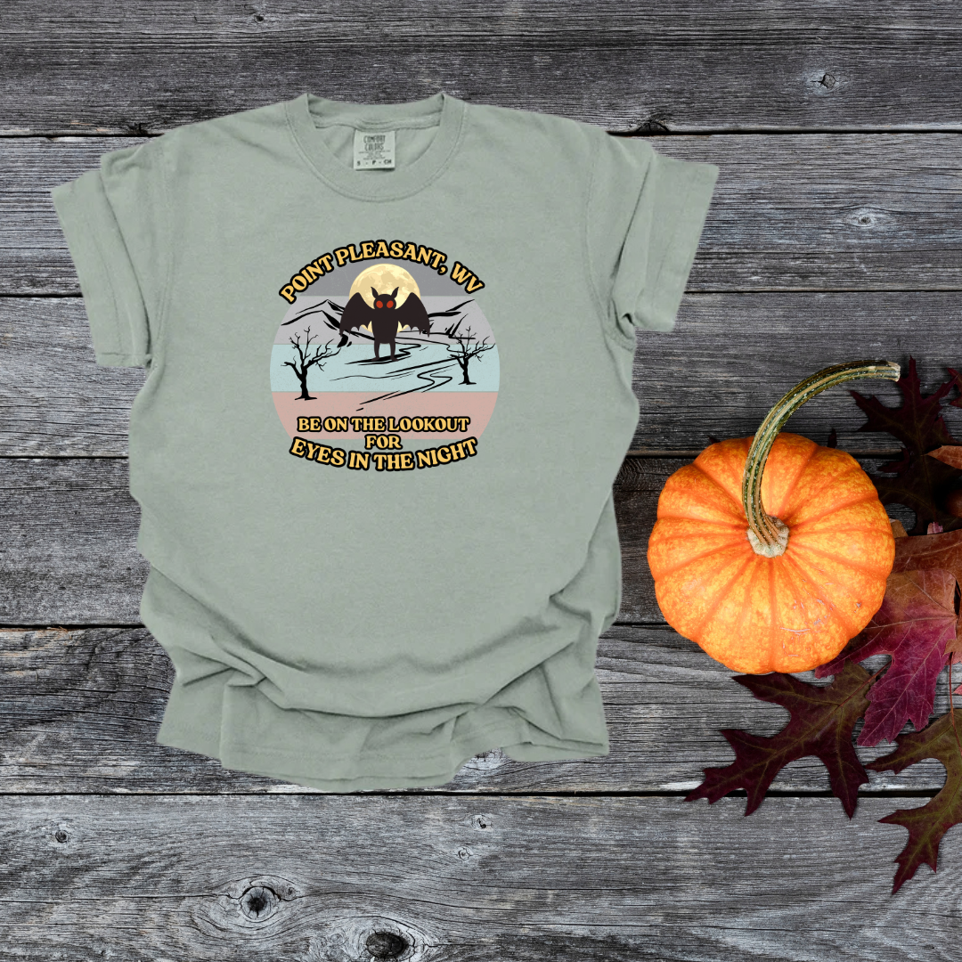 Mothman Vintage T-shirt Cryptid Retro Tee Paranormal Lover Cute Comfort Colors Shirt