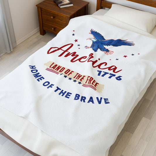 Patriotic Blanket, Cozy Throw for Independence Day, 4th of July Decor, American Eagle Design, Gift for Veterans